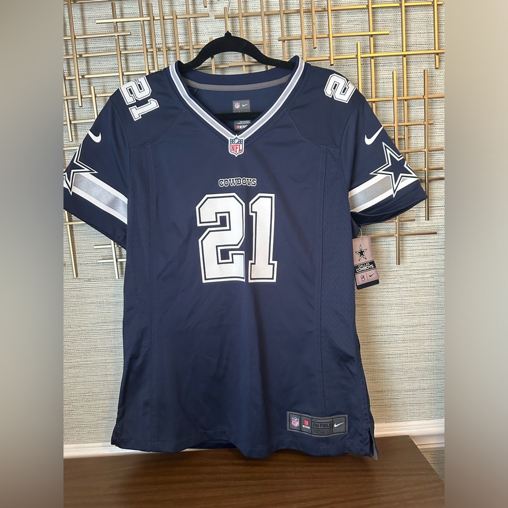 Ezekiel Elliott Dallas Cowboys Nike Women's
Jersey -Navy- Brand NEW!